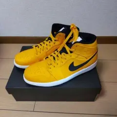 エアジョーダン1 MID イエロー ブラック ホワイト