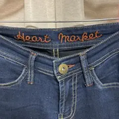 Item thumbnail for item 8ea3fcf9-5ad0-4d5e-b523-021d963d9f74