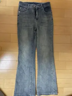 レディース フレアデニムパンツ Lサイズのサムネイル