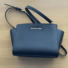 MICHAEL KORS ブラックショルダーバッグ