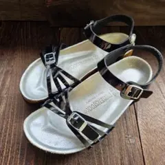 美品 Birkenstock ビルケンシュトック バリ シルバーブラックのサムネイル