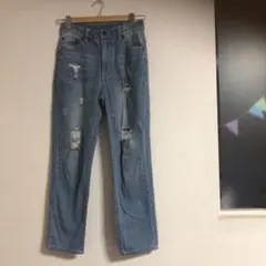 レディース　Sサイズ　デニムジーンズ　ジェニュイン　ダメージジーンズ　ボトムス