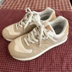 New Balance ML574 ￼￼AA2ベージュ