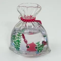 金魚袋 キーホルダー ピンク オイルチャームのサムネイル