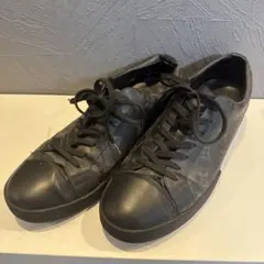 ルイ・ヴィトン ブラック レザースニーカー