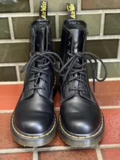 ドクターマーチン 8ホール uk4