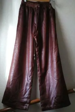 アズールバイマウジー　フェイクレザー パンツ ブラウン Mサイズ 新品タグ付き