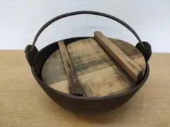 鉄製 吊り鍋 木蓋付き アンティーク　南部鉄器　南部池永 時代物 鉄製 吊り鍋 木蓋付き アンティーク 南部鉄器 南部池永 時代物 - メルカリ