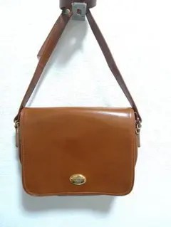 美品！QUARTER ショルダーバッグ ブラウンのサムネイル