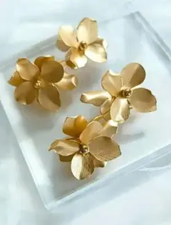 【再販】マットゴールド フラワー ピアス イヤリング ブライダル ハンドメイド