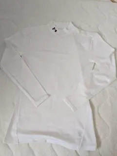 【新品】アンダーアーマー　長袖　シャツ　野球　モックネック　ホワイト　160cm