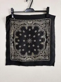 Margaret Howell ペイズリー柄スカーフ　シルク100%