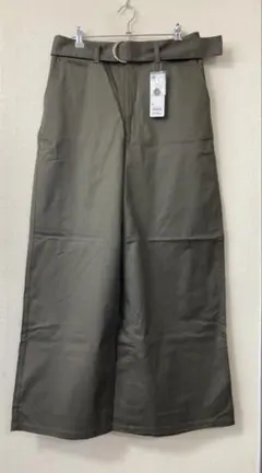 【新品】GUジーユー　チノワイドパンツ　オリーブ　XL