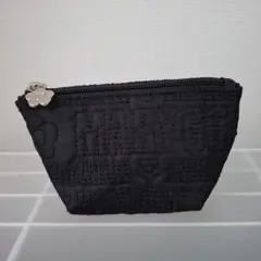 MARY QUANT マリークヮント ポーチ ブラックのサムネイル