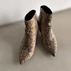 Item thumbnail for item 81edc374-8fba-462b-aa54-5e4b3d7b3934