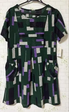 新品カットソータグ付き　M-L