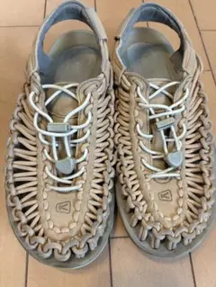 KEEN スポーツサンダル ベージュ 25cmのサムネイル