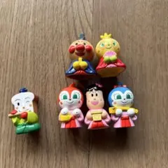 あつまれアンパンマン ひな人形　 指人形7体