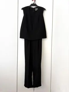 【美品】セットアップ 黒 M パンツ フォーマル 通勤 オケージョン　高見え
