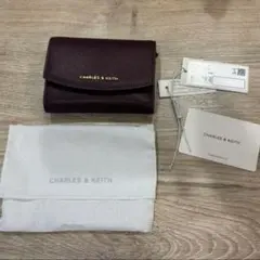 CHARLES & KEITH 三つ折り財布 ボルドーのサムネイル