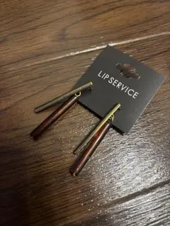 LIP SERVICE ブラウン ロングピアス