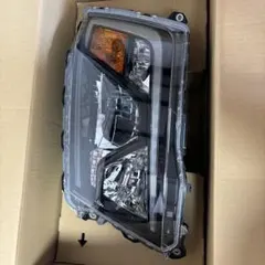 HINO ヘッドランプASSY 81110 81150 新品未使用品のサムネイル