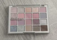 dasique アイシャドウパレット