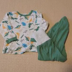 恐竜柄パジャマ 95サイズ