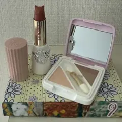 【新品】 Paul&JOE アイカラー&猫リップスティック