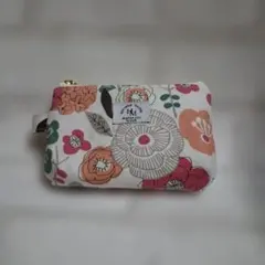 花柄ポーチ