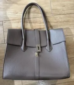 GUSCIO エレガンストートバッグ ダークブラウン