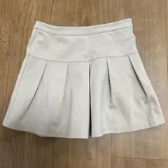 美品　ギャップキッズ　ベージュ色　スカート丈30㎝　ミニスカート　120㎝