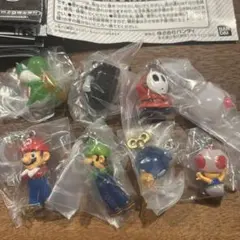 スーパーマリオめじるしアクセサリー　 全8種コンプリートセット　ガチャ