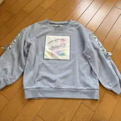リボン付きトレーナーのサムネイル