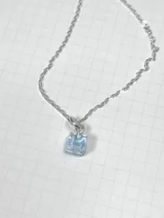 シルバー 四角形　青　ペンダント ネックレス