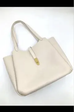 JILL STUART ベージュ トートバッグのサムネイル