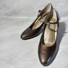 ✨新品・訳あり✨ ブロンズ アンクルストラップ付きパンプス ラウンドトゥのサムネイル