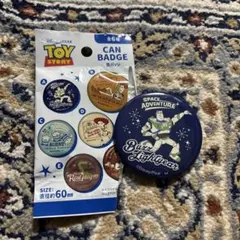 トイストーリー　缶バッチ　バズ