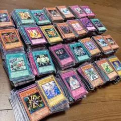 遊戯王　まとめ売り　5300枚以上　【ウルトラレア、シークレットレアなどあり】