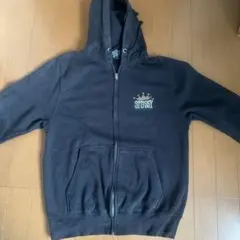STÜSSY ブラック ジップアップパーカー S
