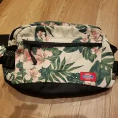 Dickies 花柄 ボディバッグ・ウエストポーチ