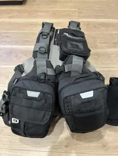 Item thumbnail for item 4cc33243-b5f9-44e0-b1ba-d8b4493ee63a