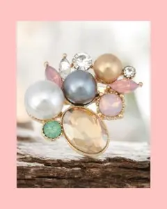 ♥パールビーズとビジューの多色ブローチ　ゴールド