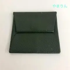 HERMES エルメス バスティア コインケース グリーン レザー アイテムのサムネイル