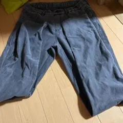 UNIQLO スキニーパンツ