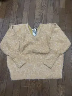 イエロー系 Vネック ニット セーター