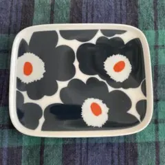 2026年最新】マリメッコ スクエアプレートの人気アイテム - メルカリ