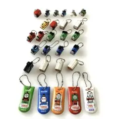 きかんしゃトーマス　ダイキャストキーチェーンお名前アクセサリーチャームまとめ売り