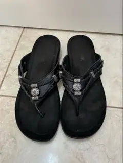 Minnetonka トングサンダル ブラック 9サイズのサムネイル