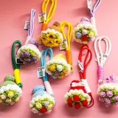 【任意2点対象】カラフル　かぎ針編み　ストラップ　ペンダント